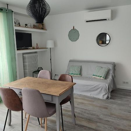 Appartement Climatise Avec Balcon,Wifi, Proche Remparts Авиньон Екстериор снимка