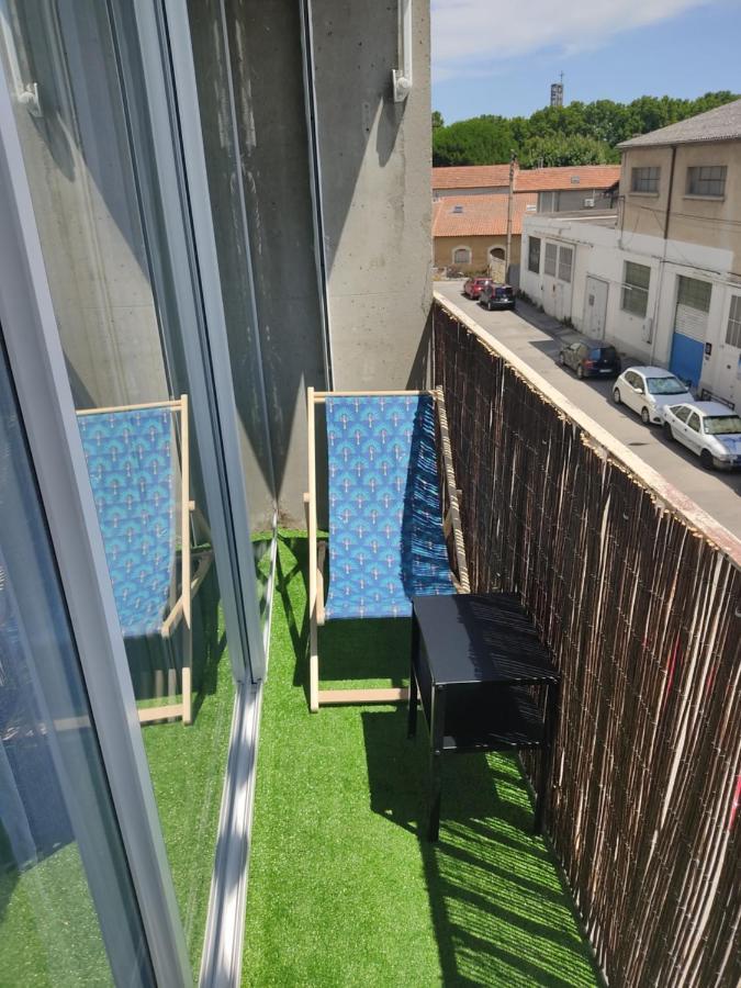 Appartement Climatise Avec Balcon,Wifi, Proche Remparts Авиньон Екстериор снимка